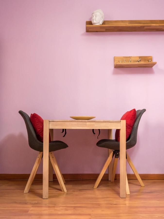 The Best Rent - Studio Nearby Sant'Agostino Metro Mediolan Zewnętrze zdjęcie