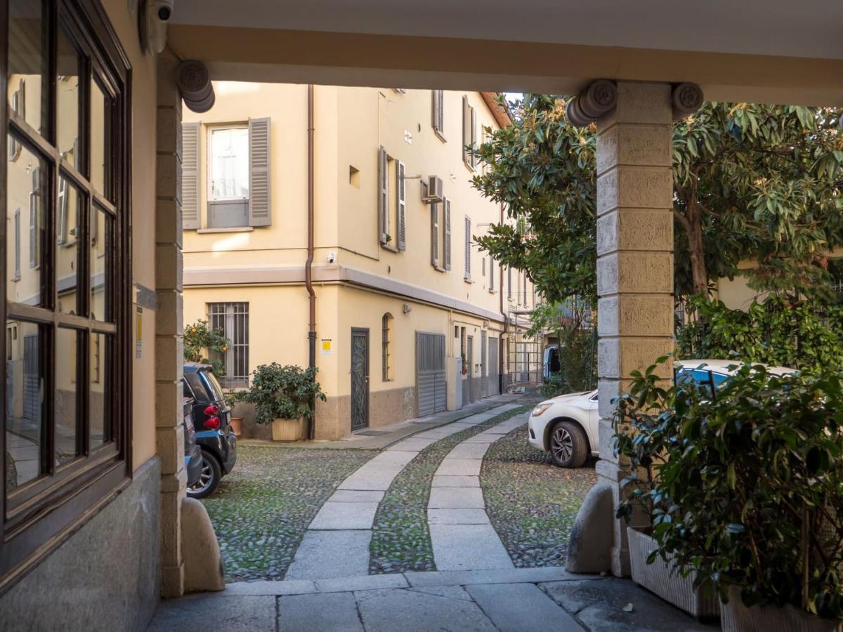 The Best Rent - Studio Nearby Sant'Agostino Metro Mediolan Zewnętrze zdjęcie